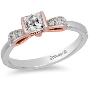 Enchanted Disney Snow White ring 1/2 CT. T.W